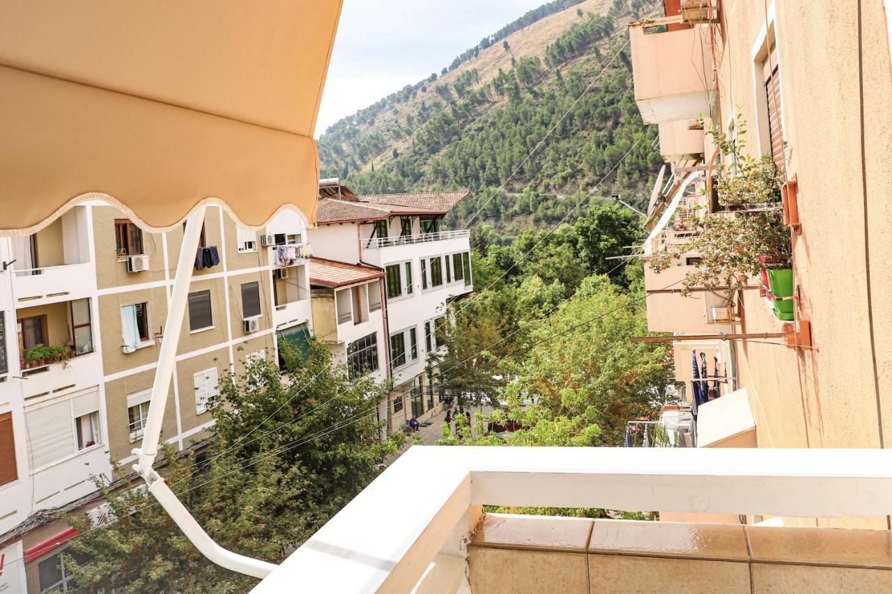 Olimpia Inn Берат Екстериор снимка