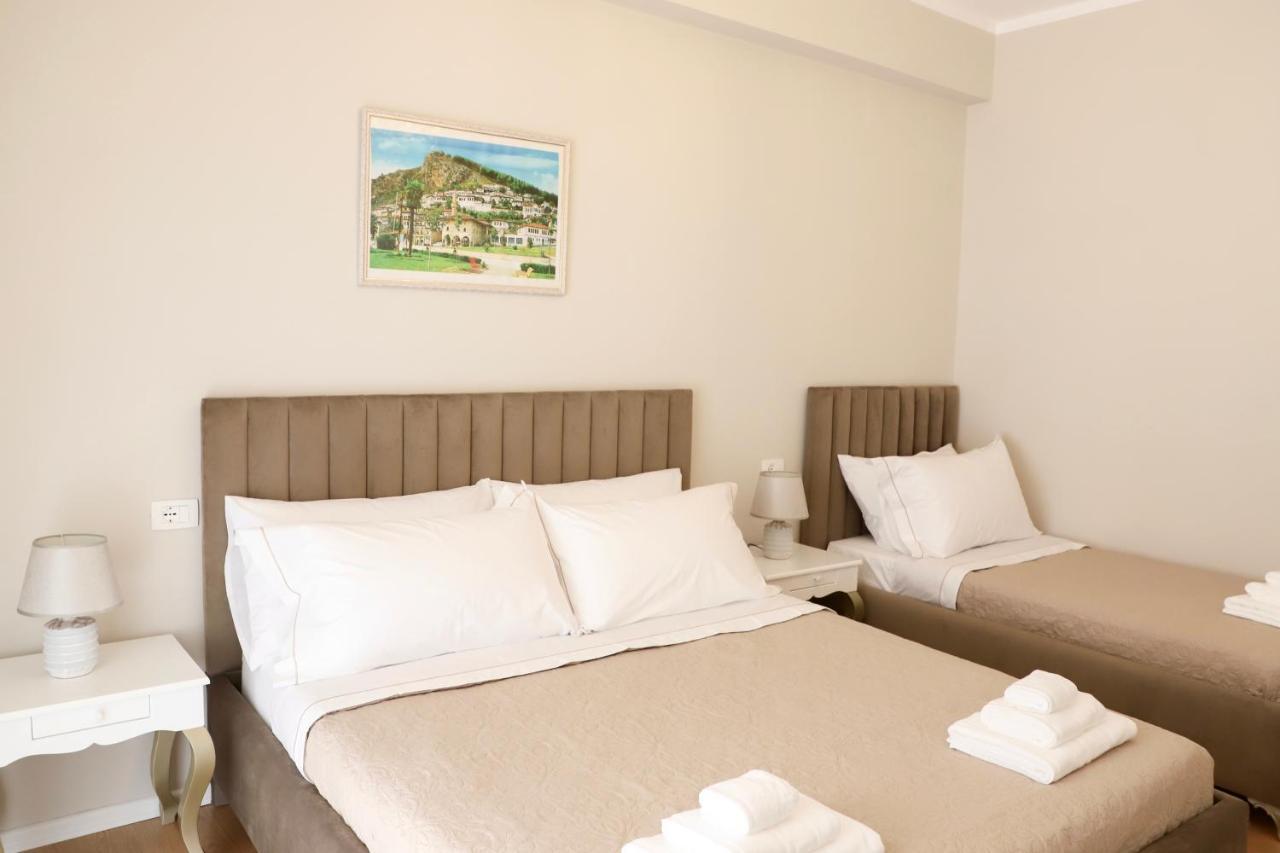 Olimpia Inn Берат Екстериор снимка